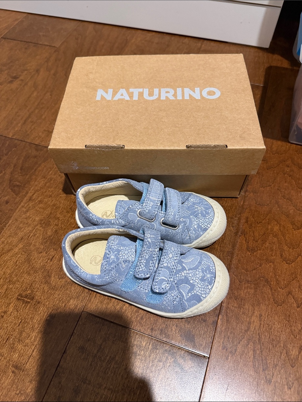 Naturino Cocoon Low Suede Brand New
